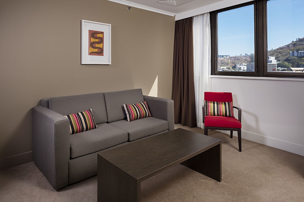 HOTEL GRAND CHANCELLOR TOWNSVILLE 35/62