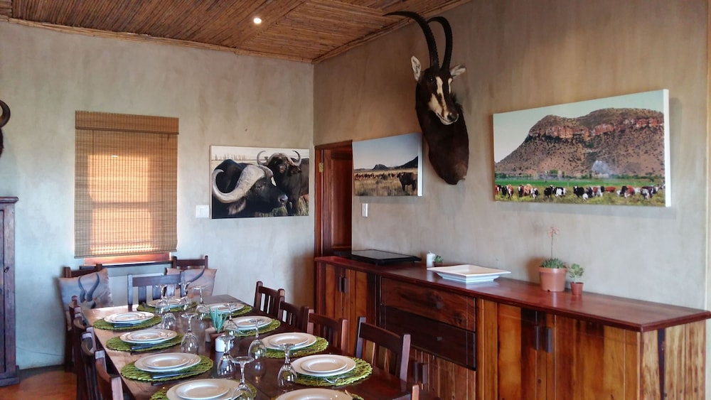Gannabos Guest House 32/50