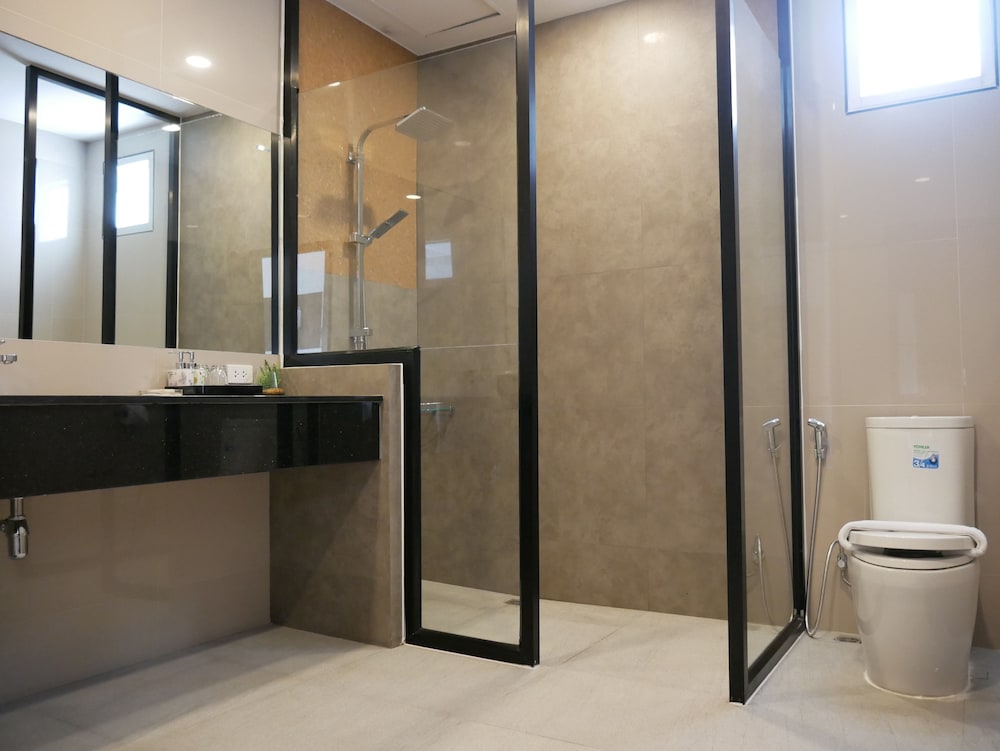 Blu Hotel Nakhon Phanom 32/35