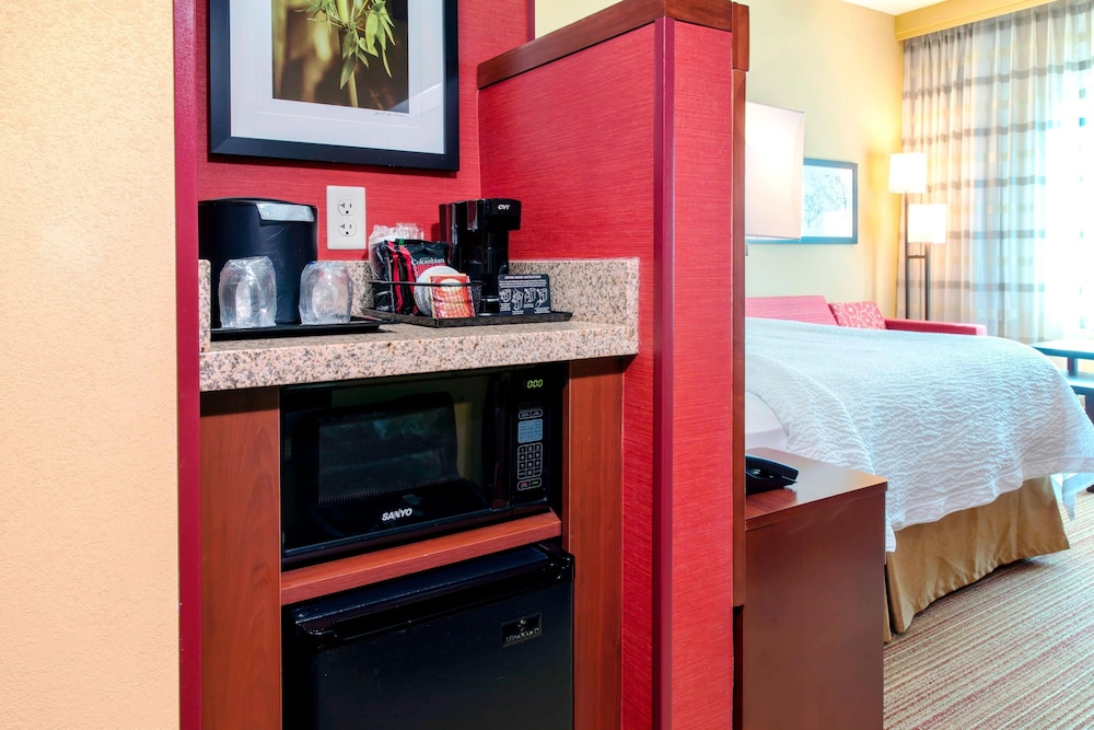 Courtyard By Marriott Miami Homestead 32/35