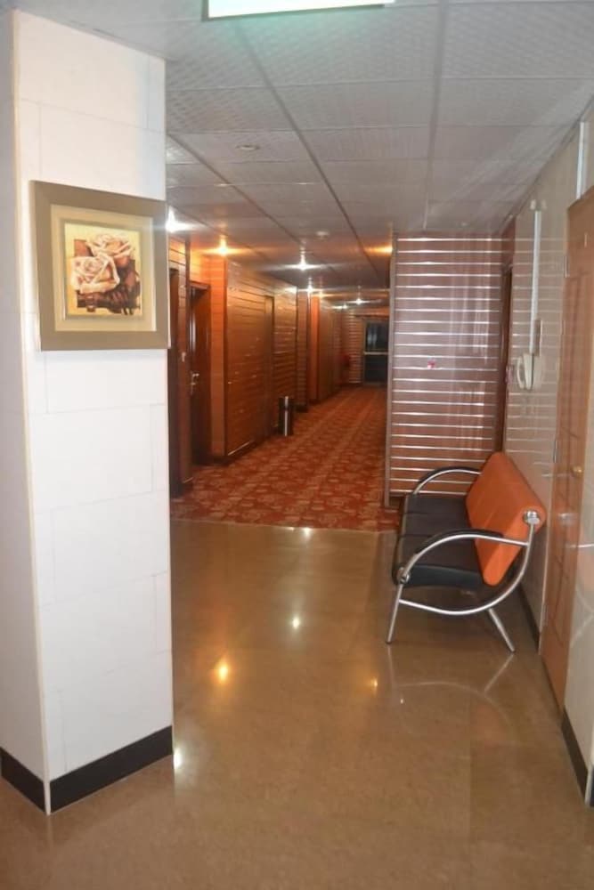 Hotel Africana 9/65