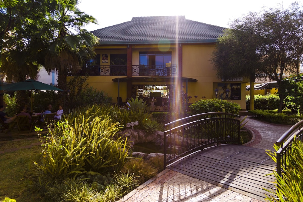 Boma Inn Nairobi 5/50