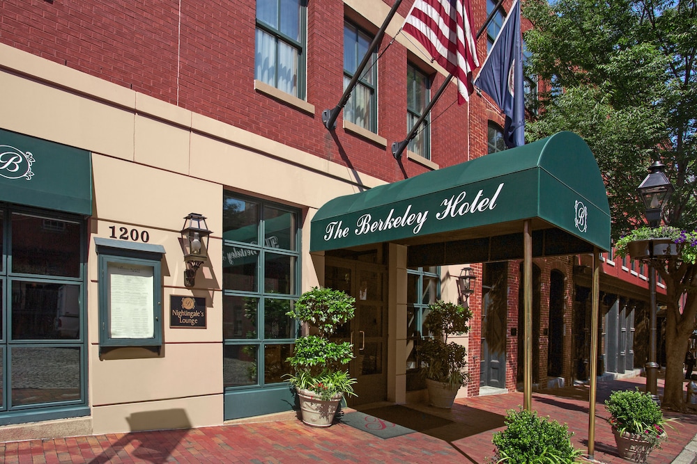 The Berkeley Richmond, Outset Collection by Hilton 8/65