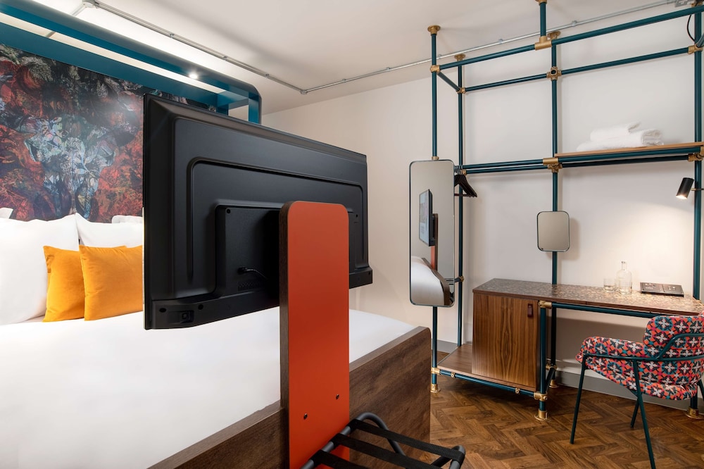 YOTEL Manchester Deansgate 15/47