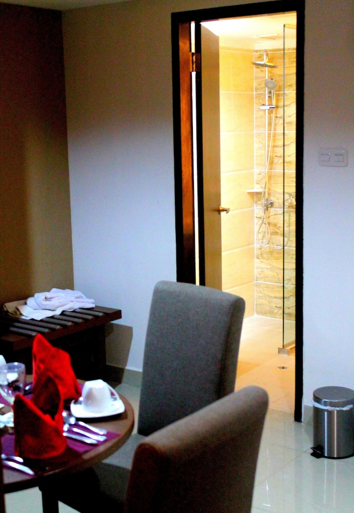 Grand Inna Medan 32/48