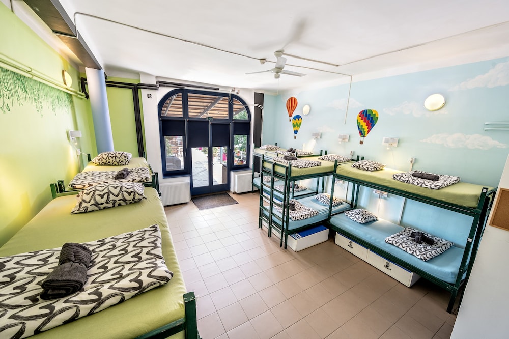Island Hostel - Adults only 28/49