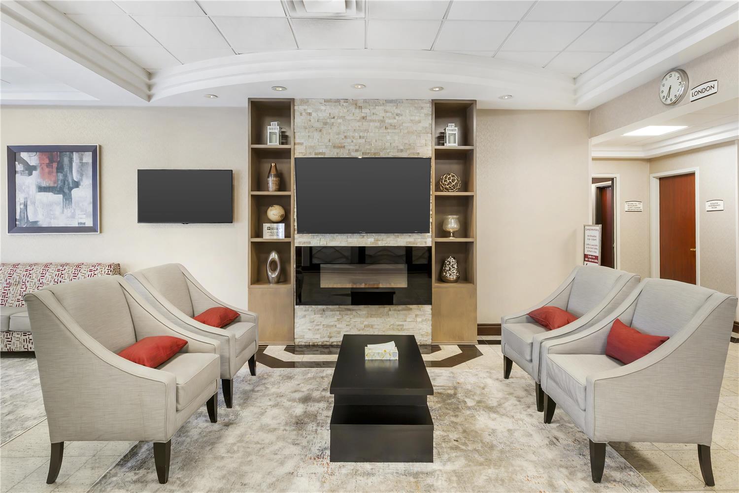 Best Western Plus Travel Hotel Toronto Airport 27/46