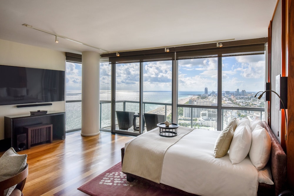 2 BEDROOMS, OCEAN, SUITE, OCEAN FRONT