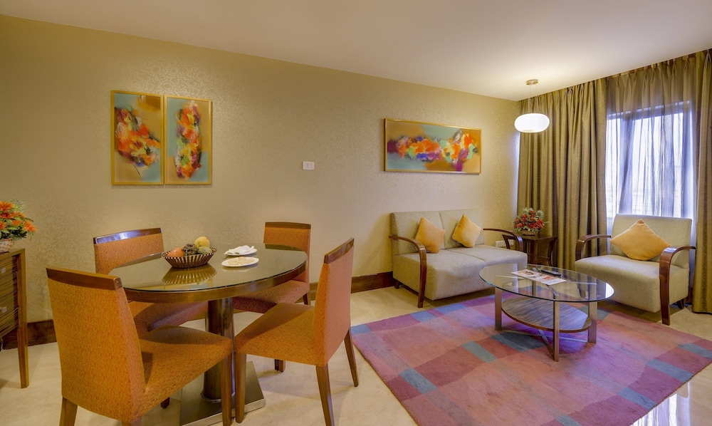Pride Hotel Chennai 24/35