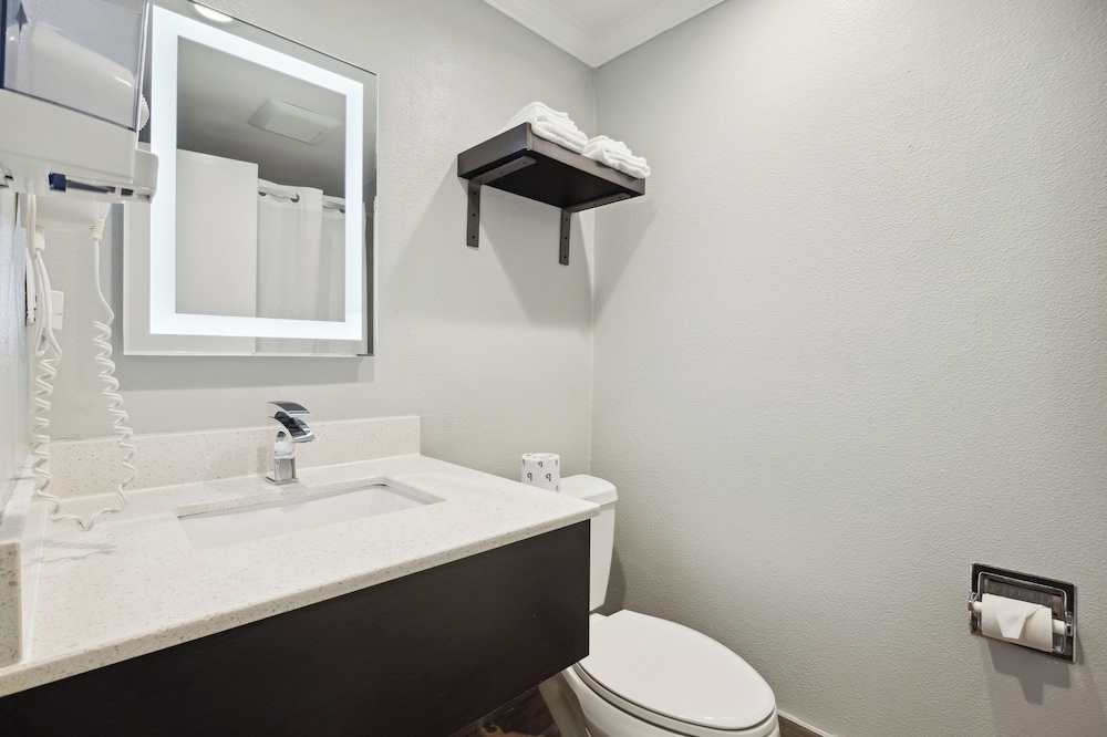 Bayhill Inn San Bruno 34/36