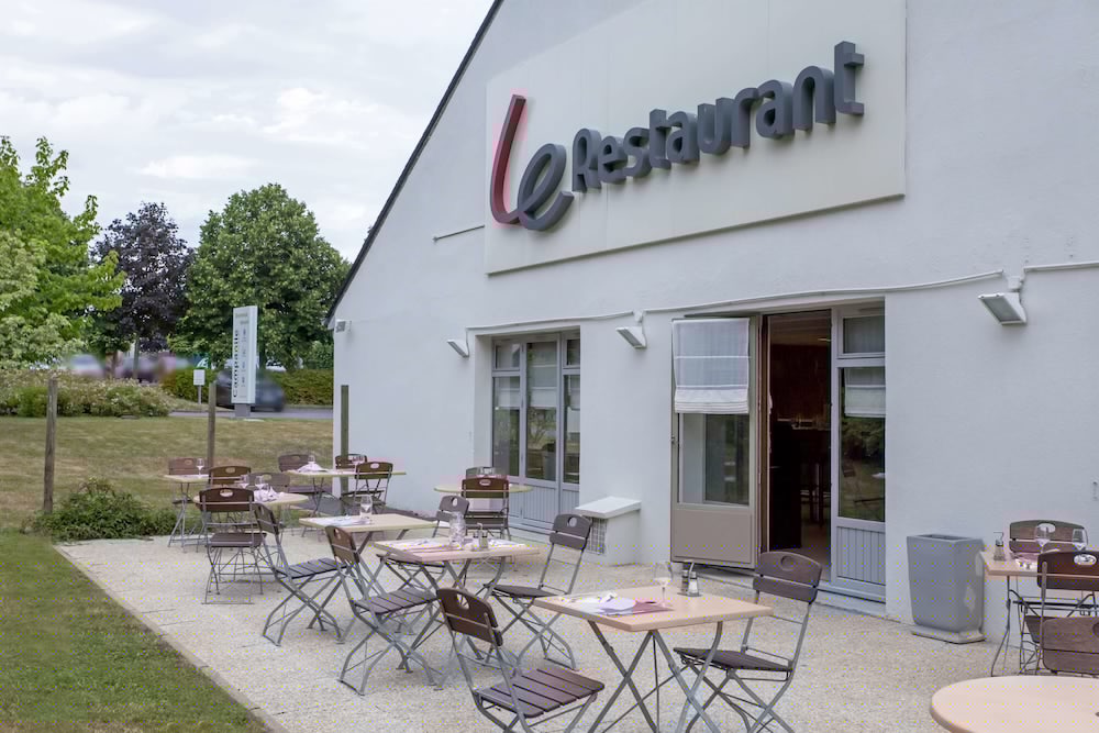 Hotel Campanile Angers Ouest Beaucouze 8/44