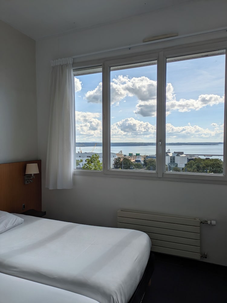 Citotel De La Gare 12/50