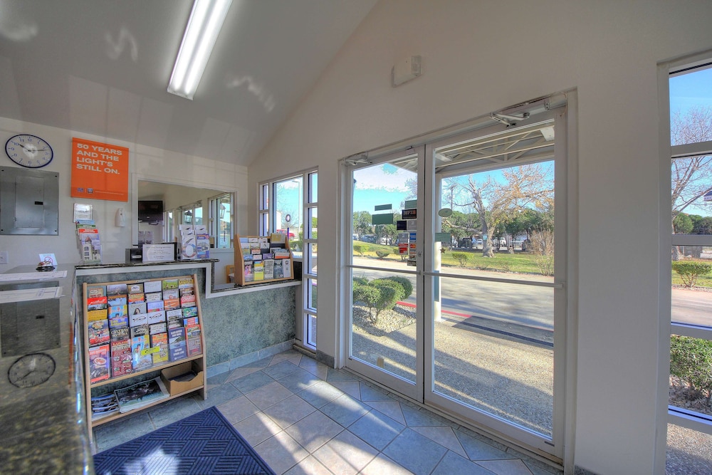 Motel6 Kerrville, TX 6/42