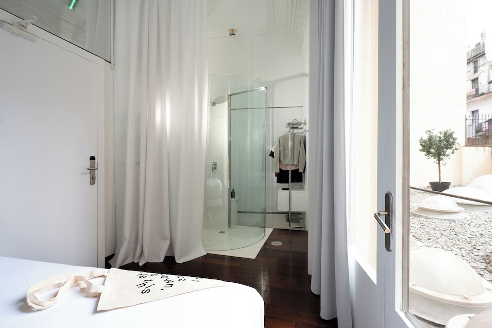 chic&basic Born Boutique Hotel 38/39