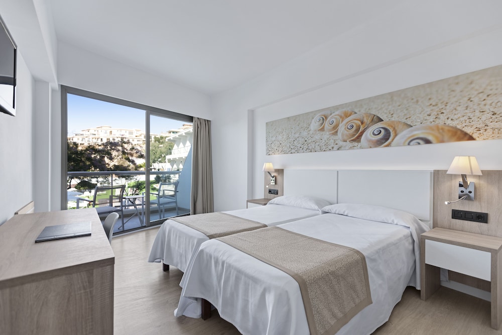 Thb Cala Lliteras - Adults Only 23/69