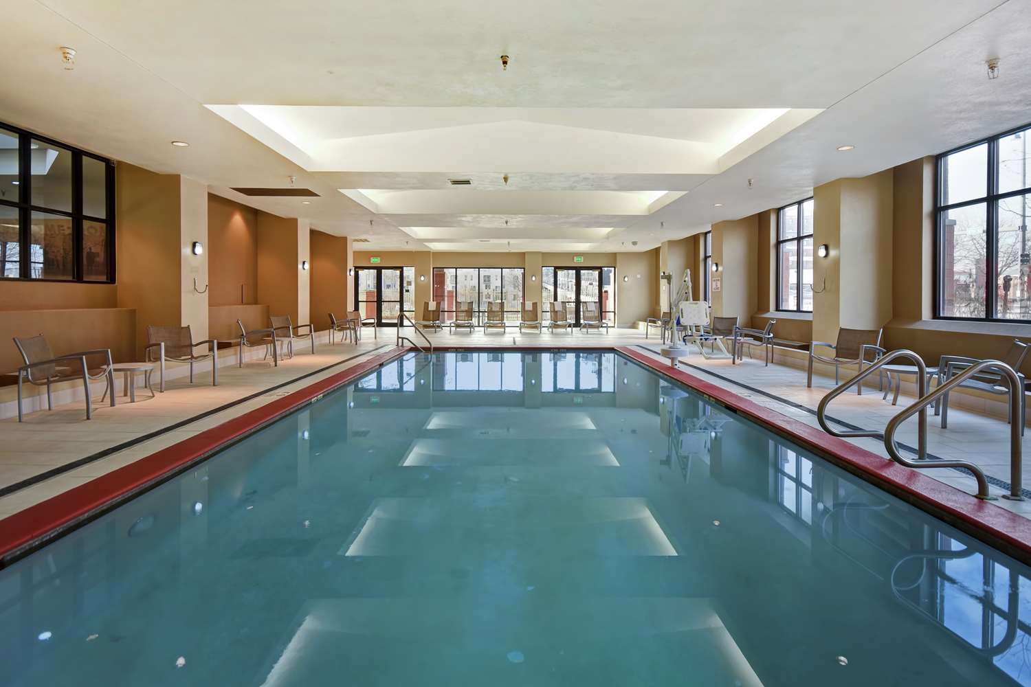 swimming pool spa