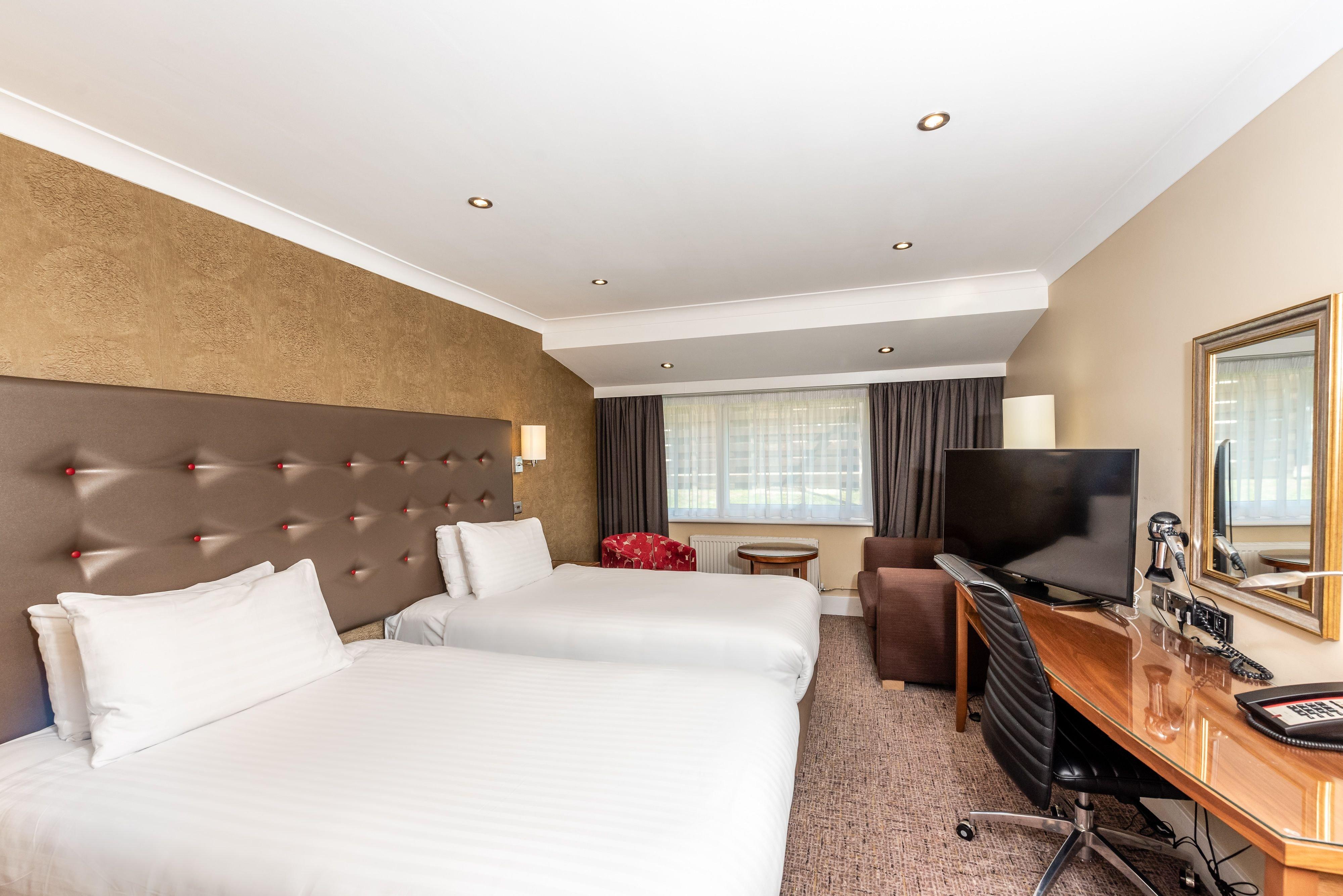 Room, Queen Bed