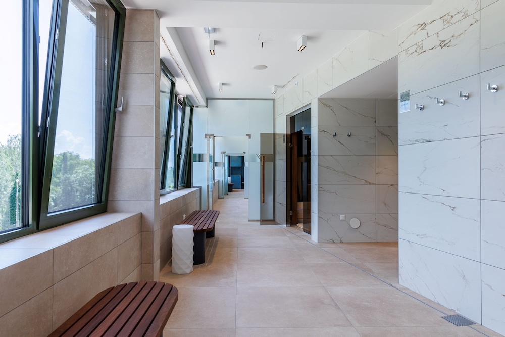 Danubius Health Spa Resort Aqua 12/71