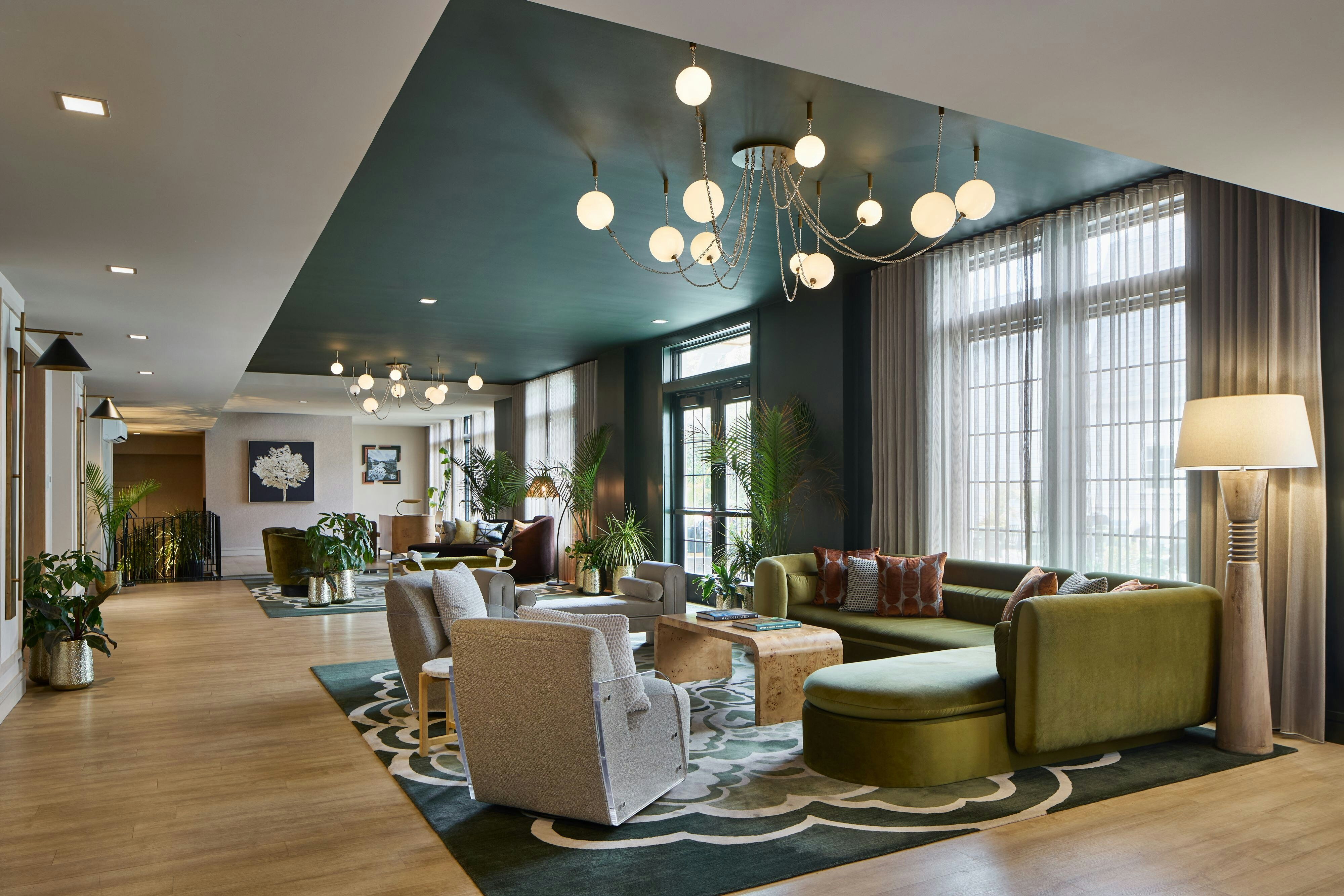 Longfellows Hotel & Restaurant 18/35