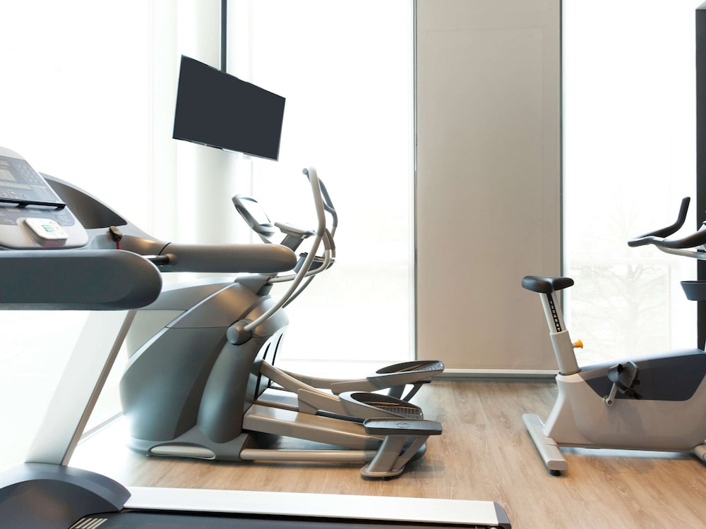Novotel Paris 17 24/49
