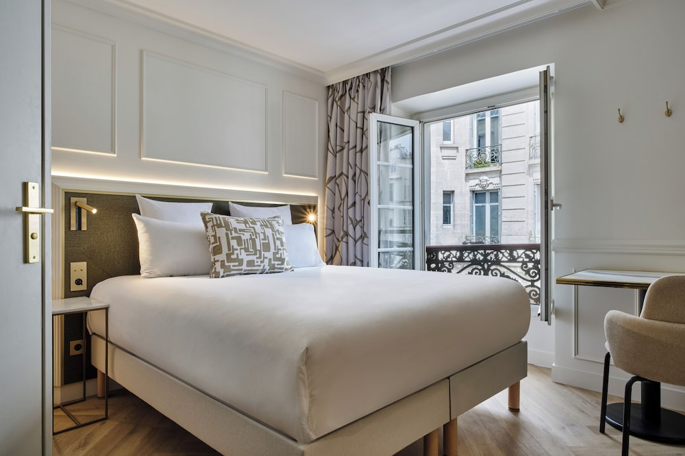 Posy Hotel by HappyCulture 31/84