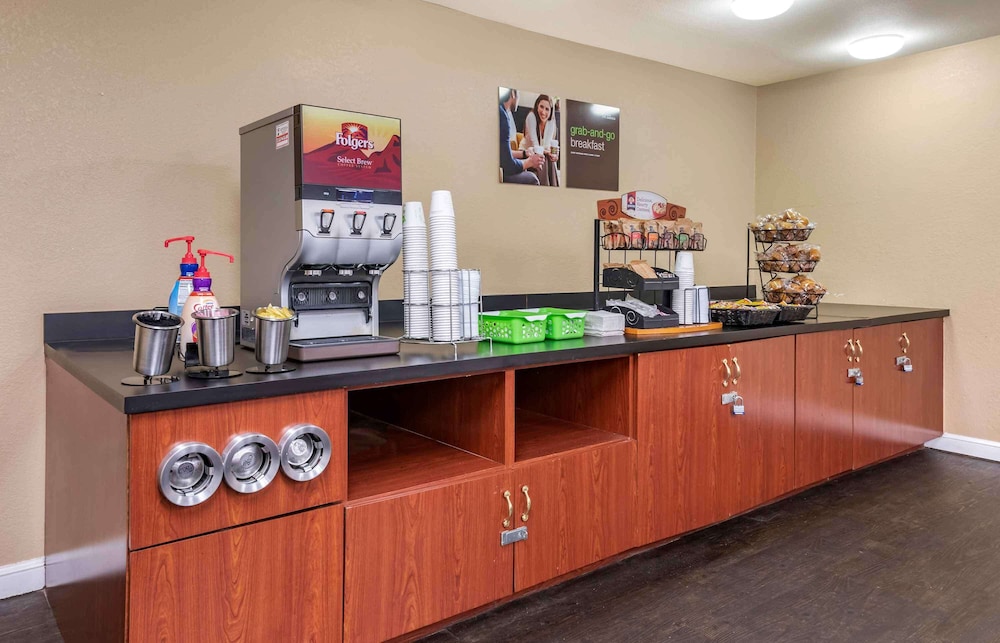Extended Stay America Suites Orlando Southpark Commodity Cir 7/50