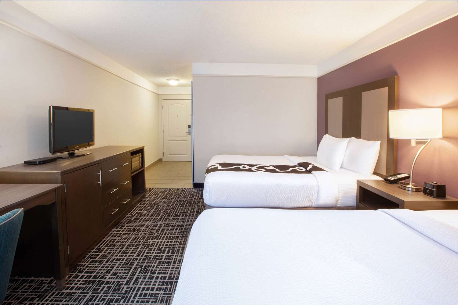 La Quinta Inn & Suites by Wyndham Cincinnati Airpt Florence 10/47