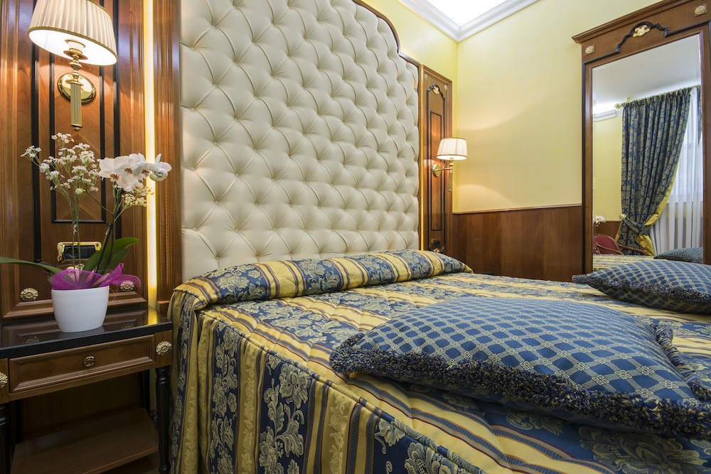 Hotel Vittoria 14/50