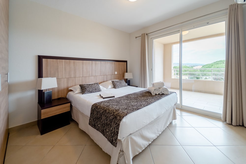 1 BEDROOM, COMFORT, APARTMENT, TERRACE, GARDEN AREA