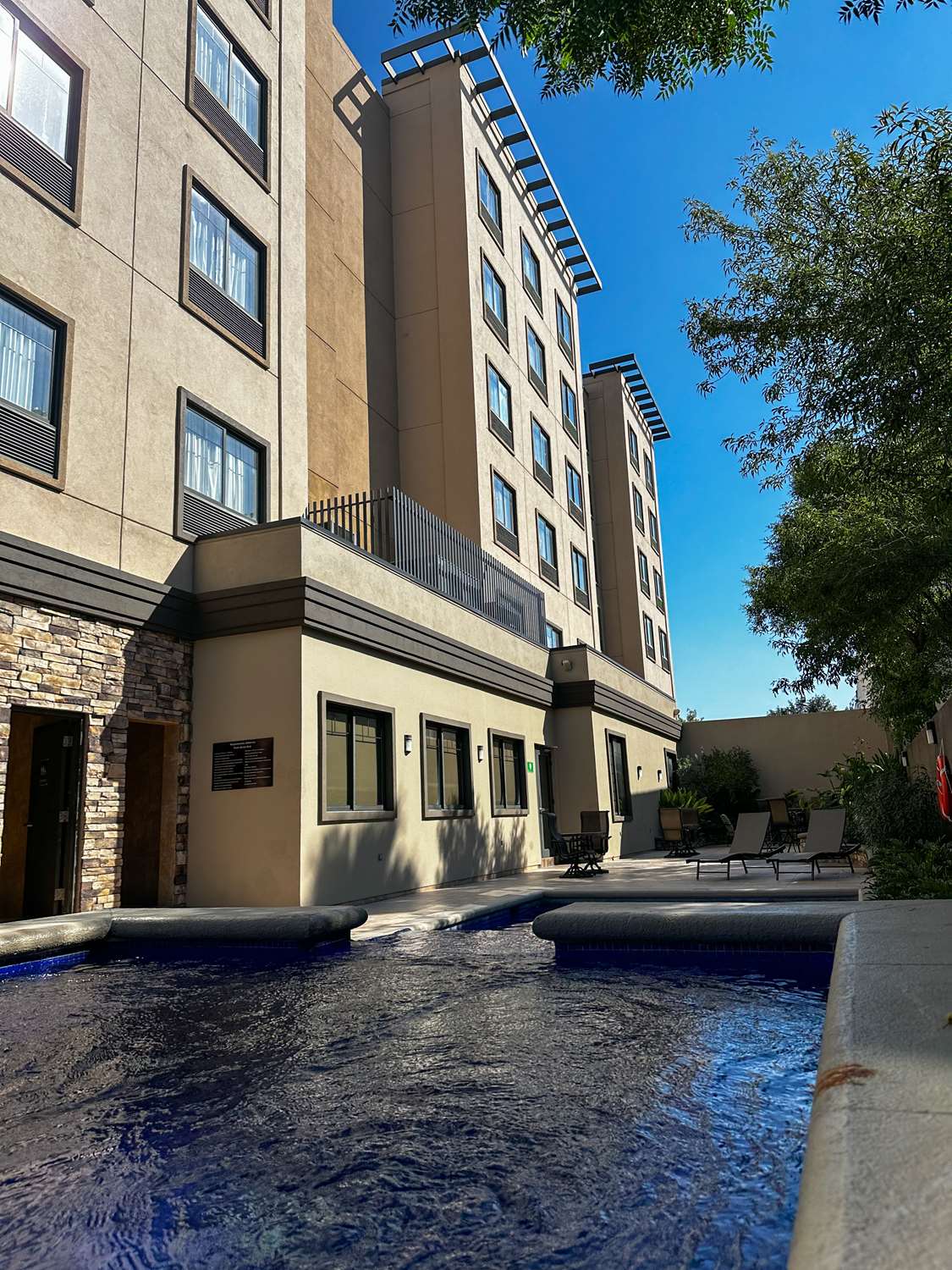 Best Western Premier Monterrey Aeropuerto 33/37