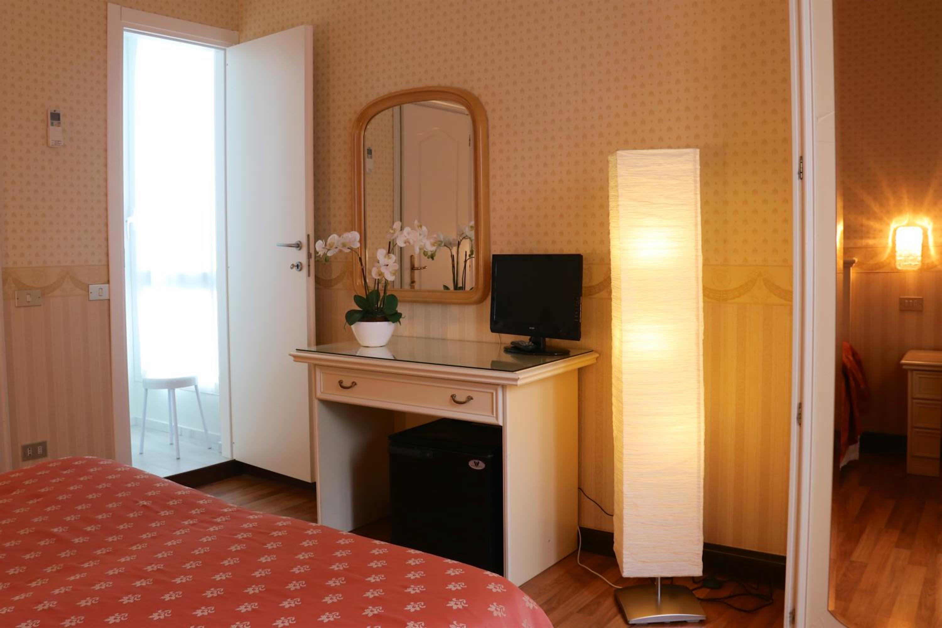 Hotel Du Parc 3/50