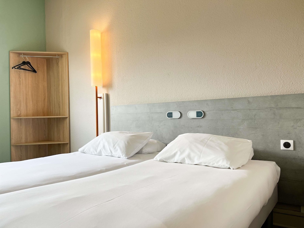 IBIS BUDGET SAINT CHRISTOL LES ALES 16/50