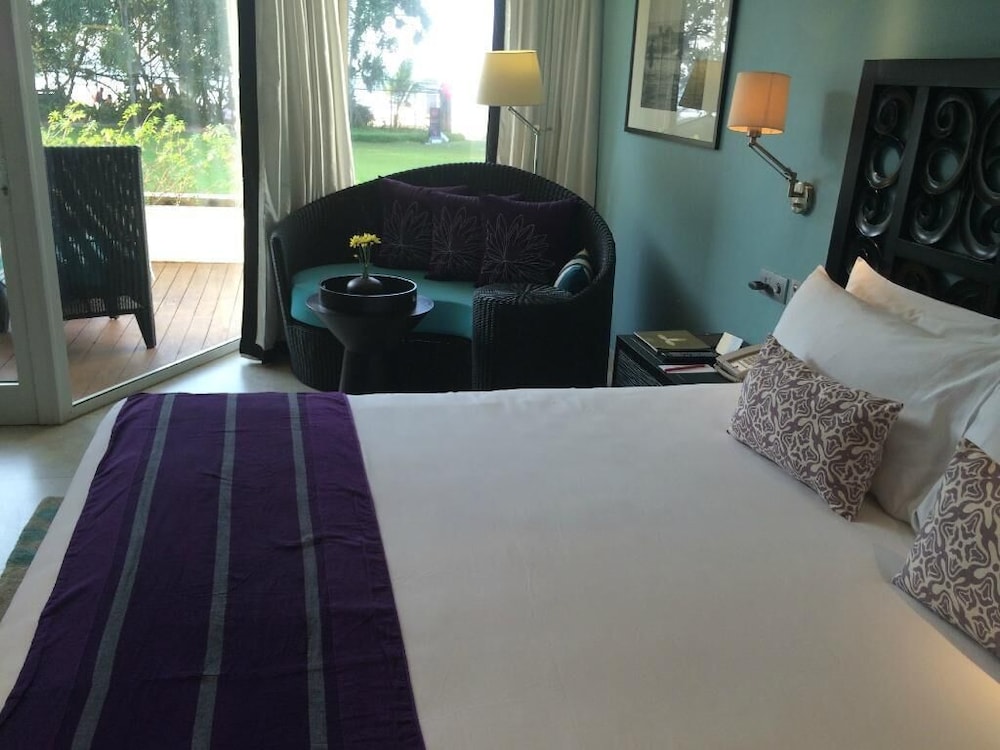Taj Bentota Resort and Spa 23/80
