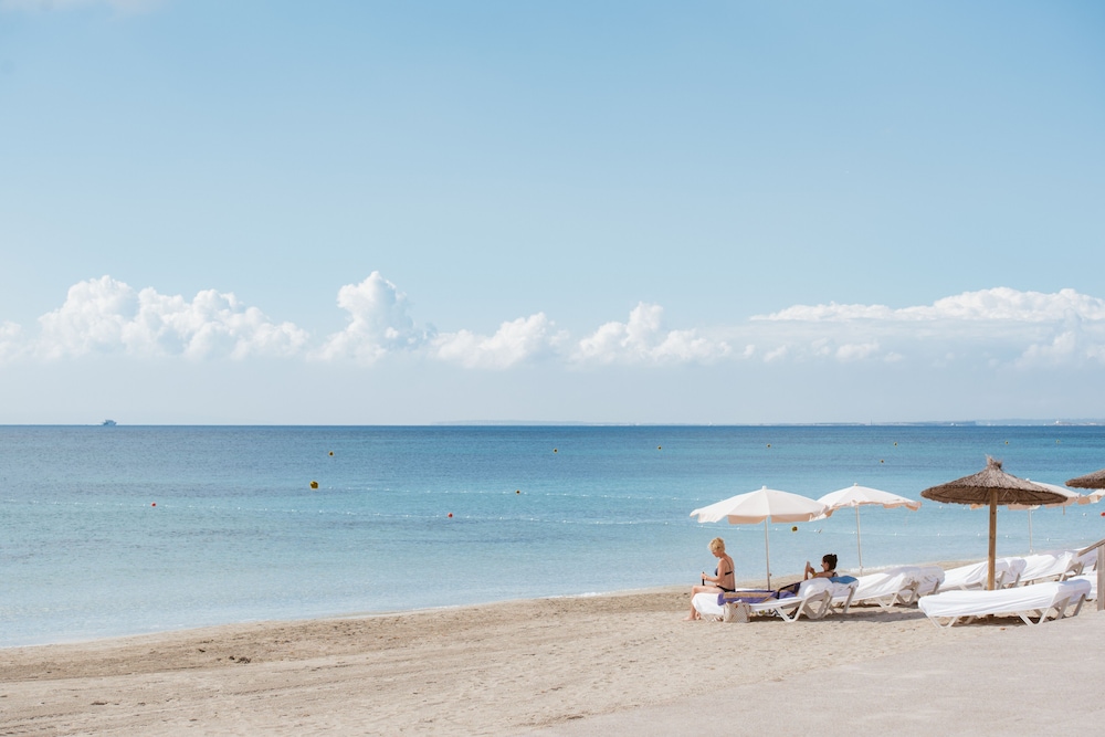 Hotel Garbi Ibiza & Spa 33/39