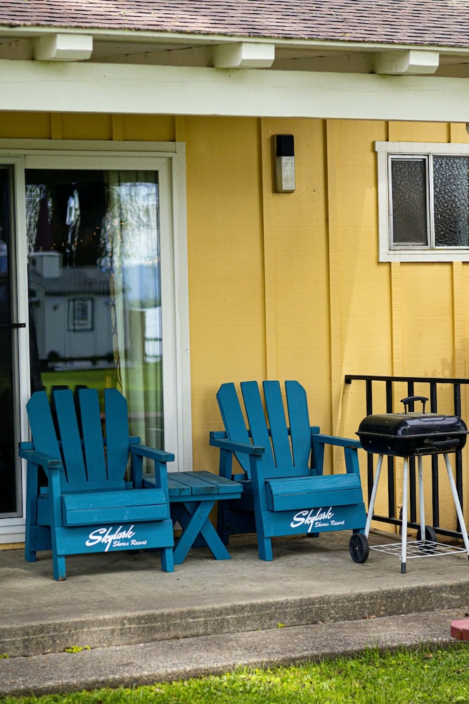 Skylark Shores Resort 26/50