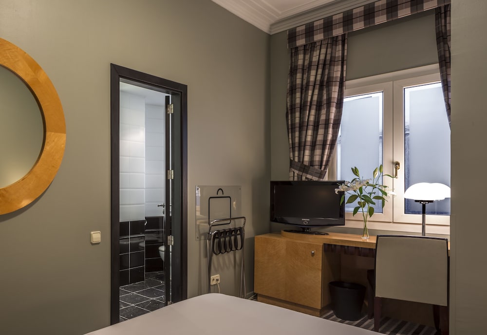 Hotel Larios Malaga 51/66