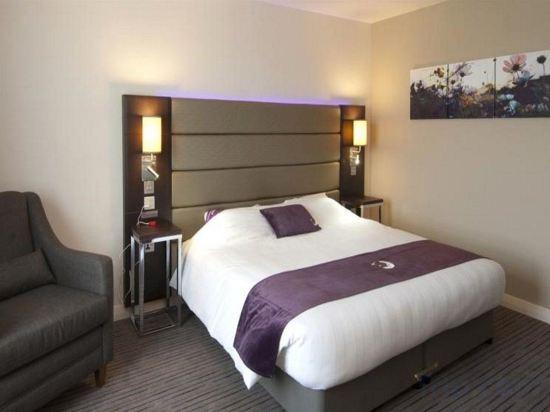 Premier Inn Wellingborough 11/18