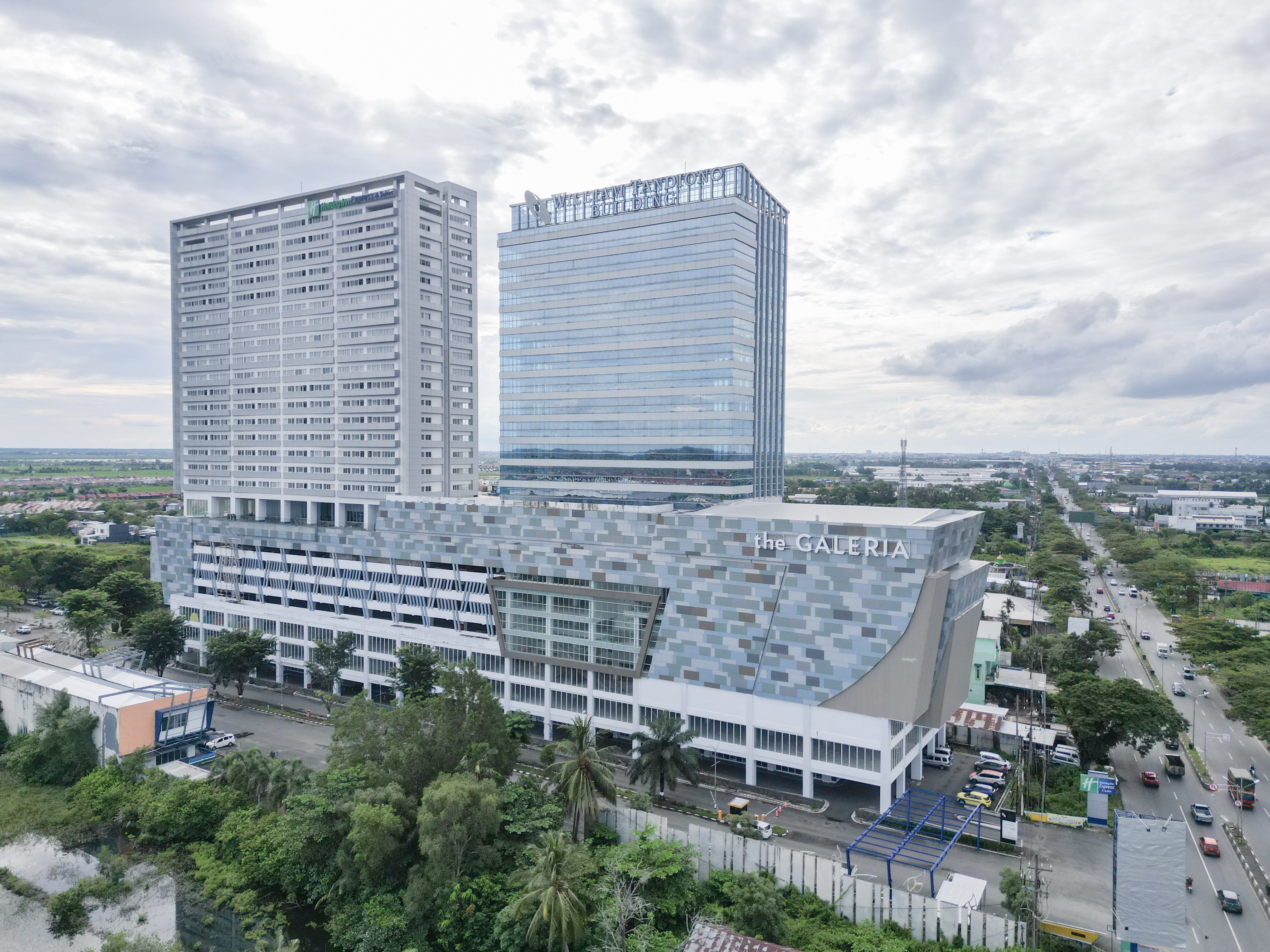 Holiday Inn Express and Suites Banjarmasin 2/12