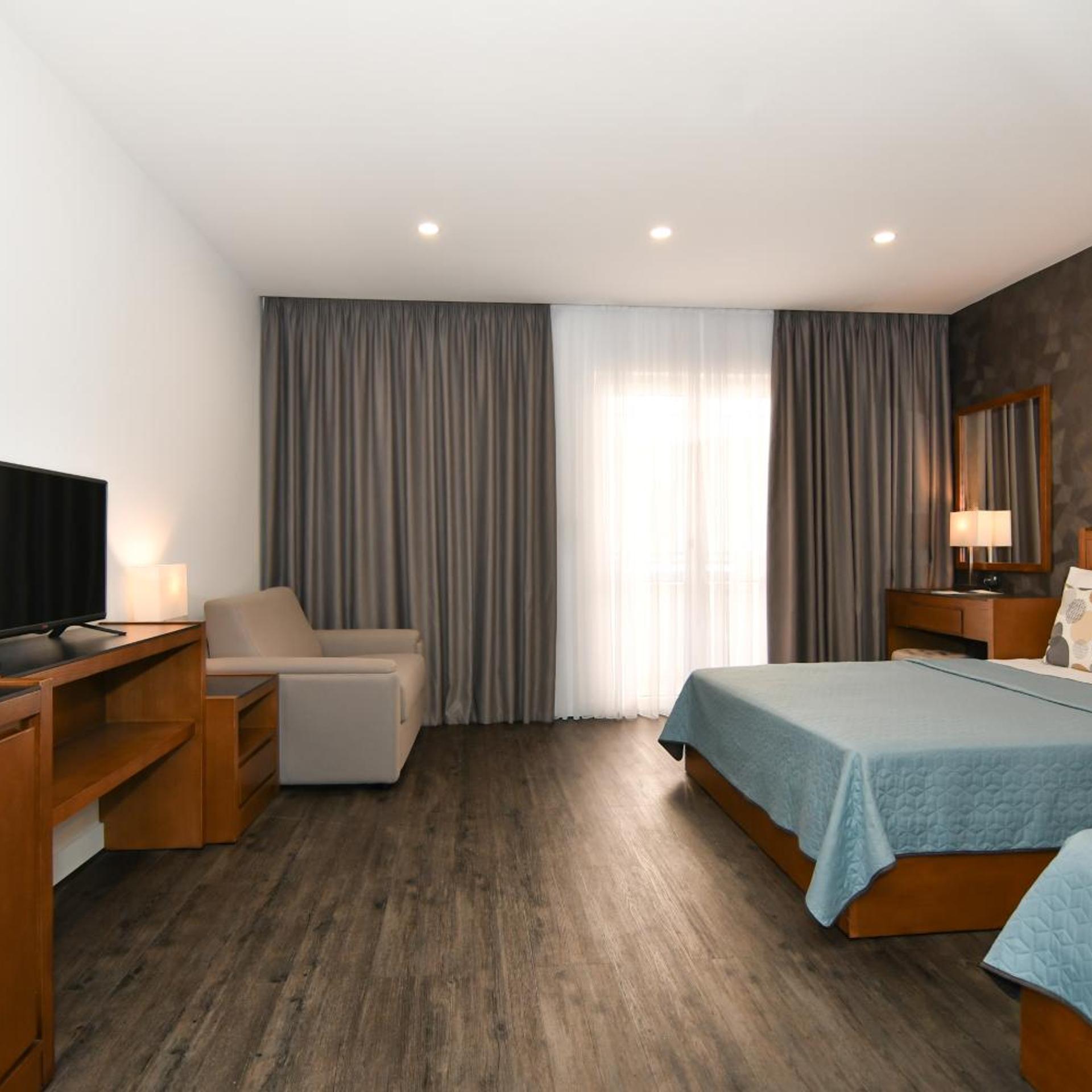 Standard, Triple, Sea View, Perla 5/8