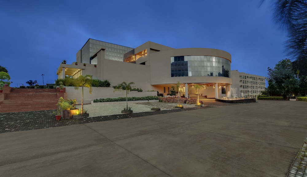 Spectrum Resort, Spa & Convention 41/48
