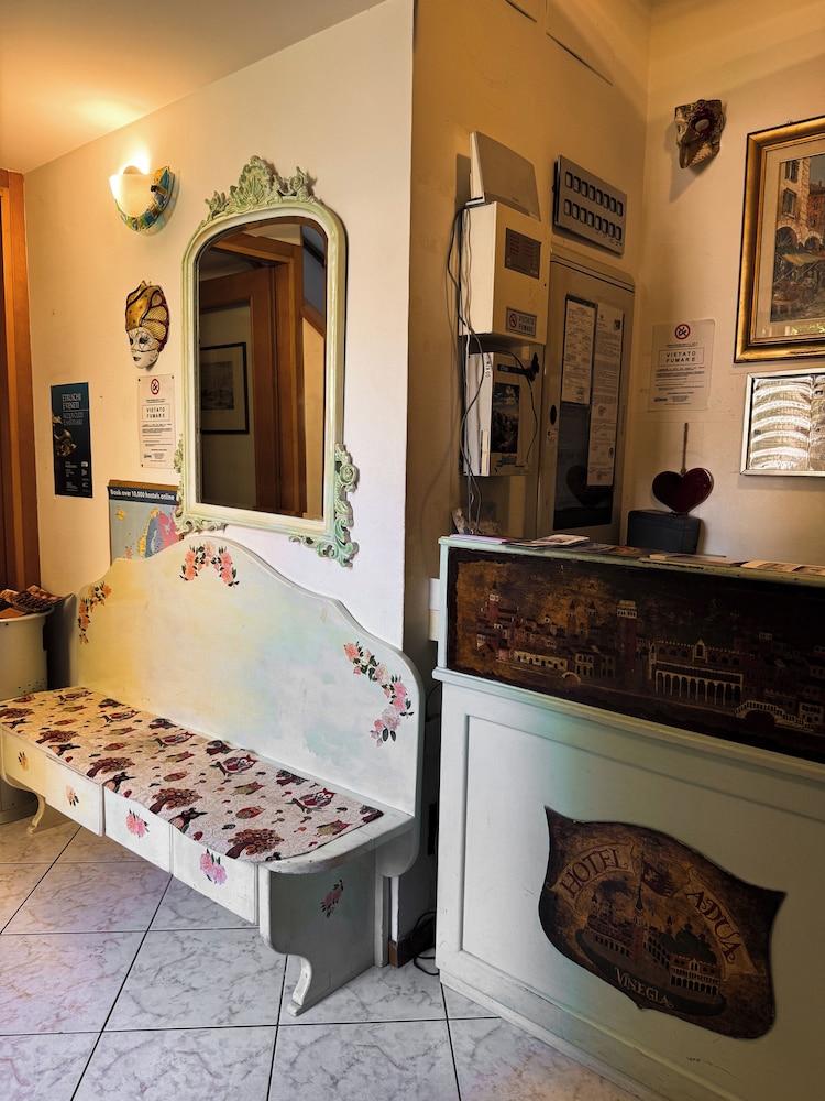 Hotel Adua 36/62
