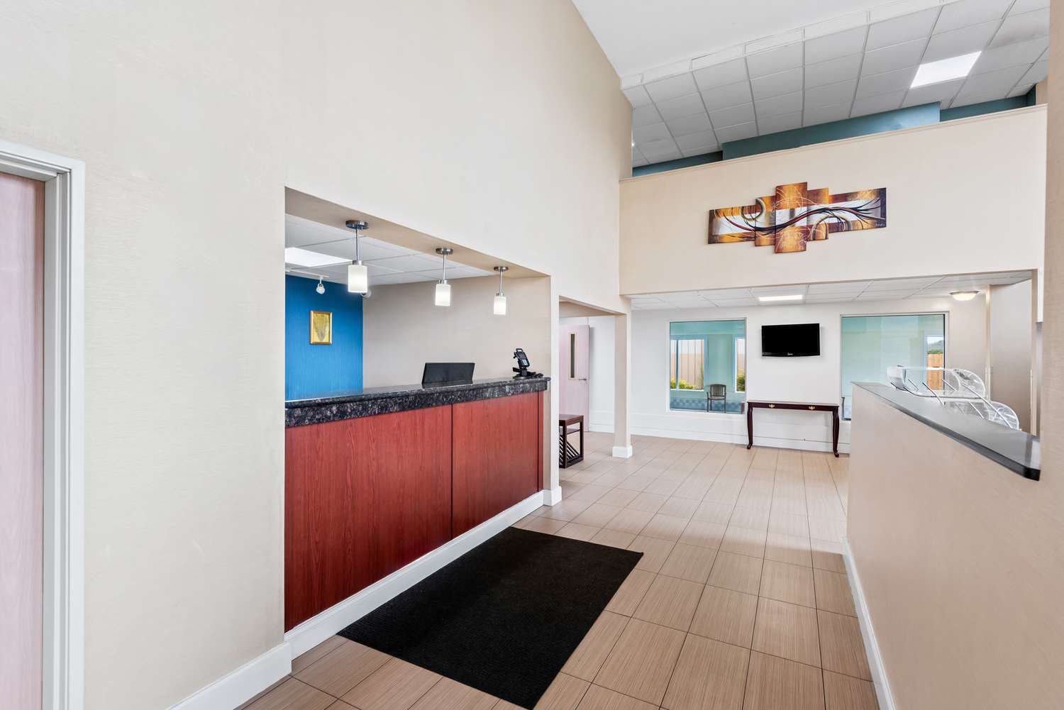 Best Western Airport Inn 5/39