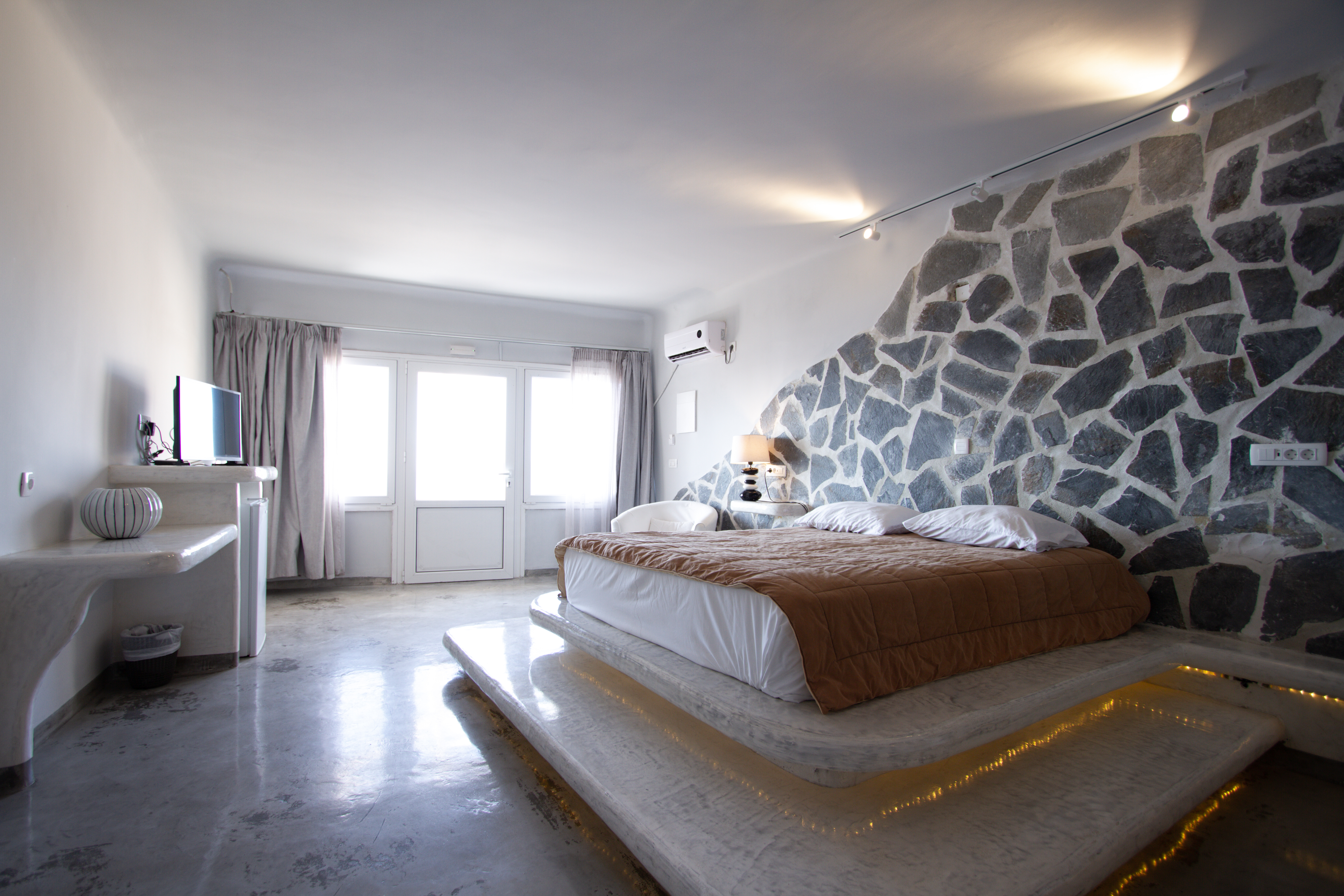 Elegant, Suite, Caldera View