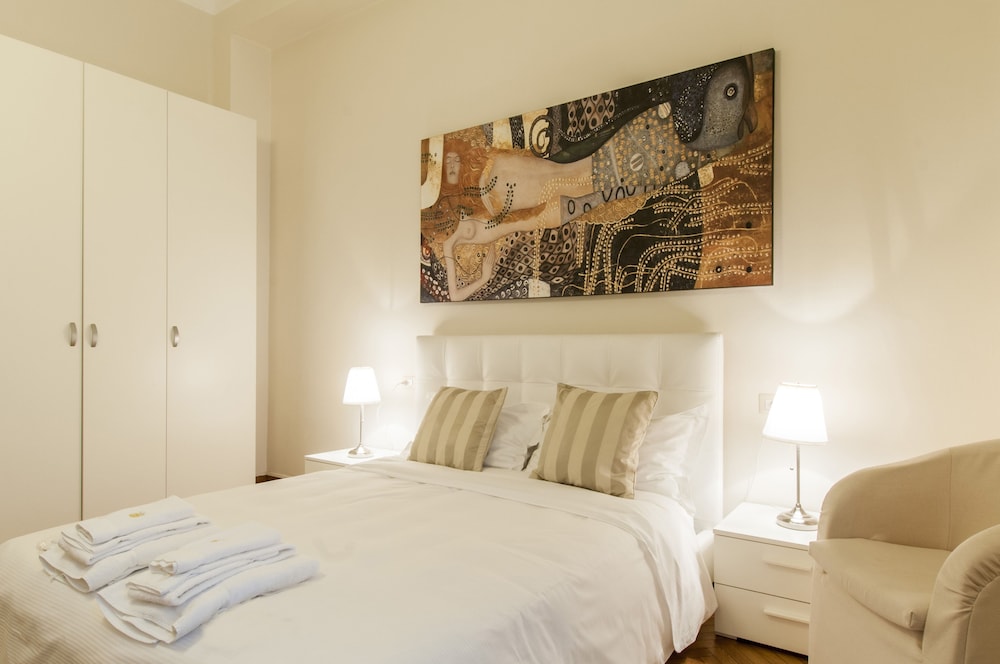Milan Royal Suites Magenta Luxury Apartments 14/50