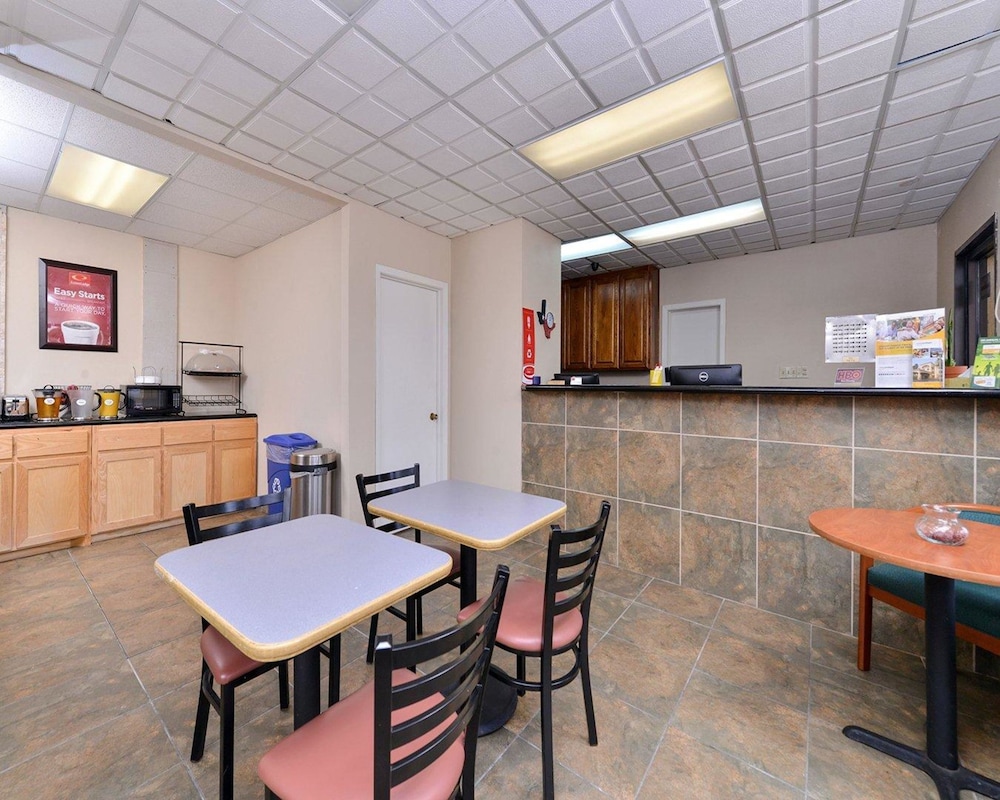 Econo Lodge Killeen, TX 11/15