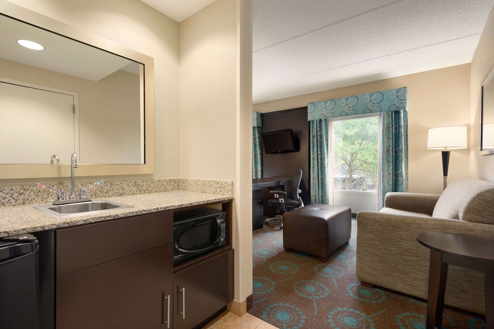 Hampton Inn & Suites Bluffton-Sun City 27/43