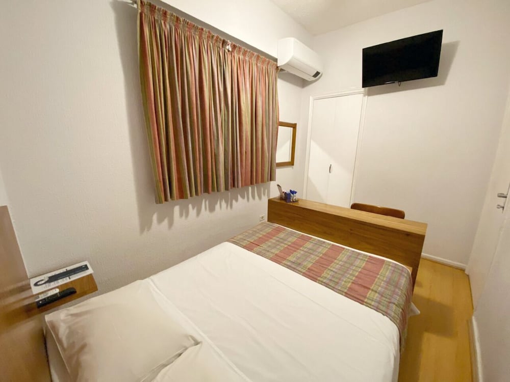 Rojas All Suites Hotel 19/56
