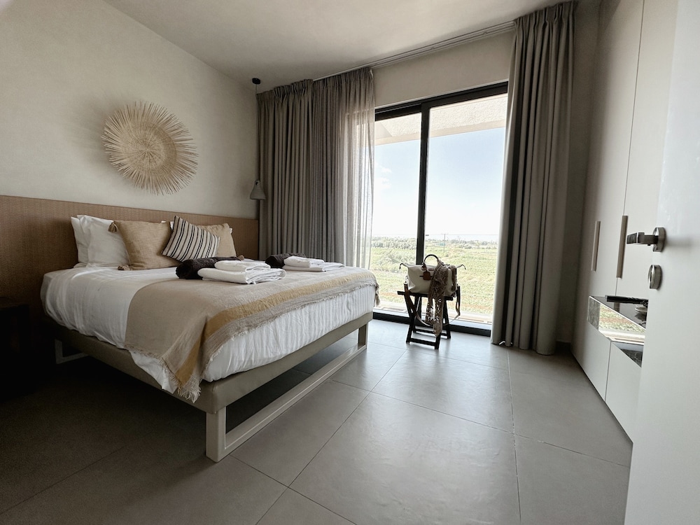 Lora Pearl Luxury Villa 11/66