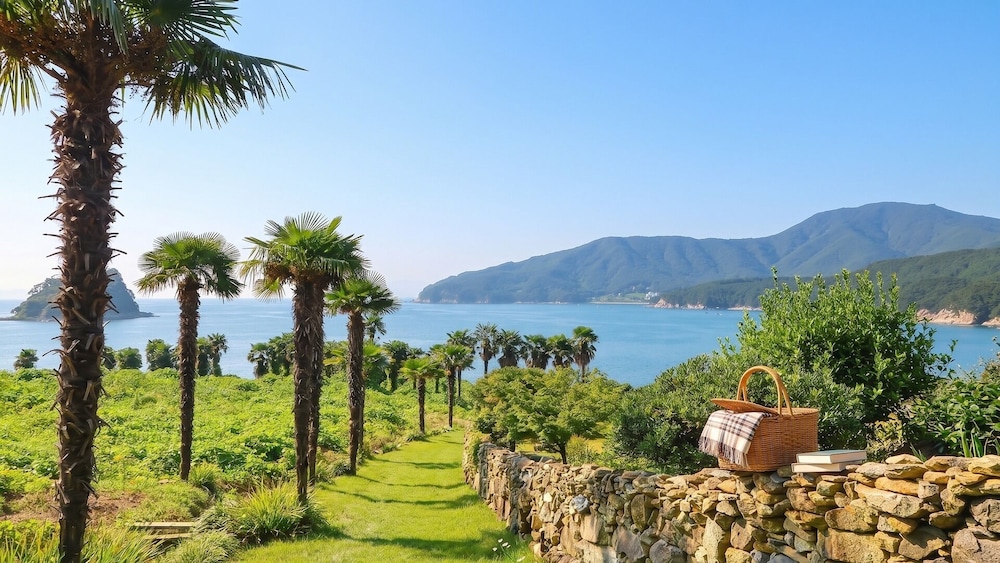 Geoje Blue Neoul Pension 36/50