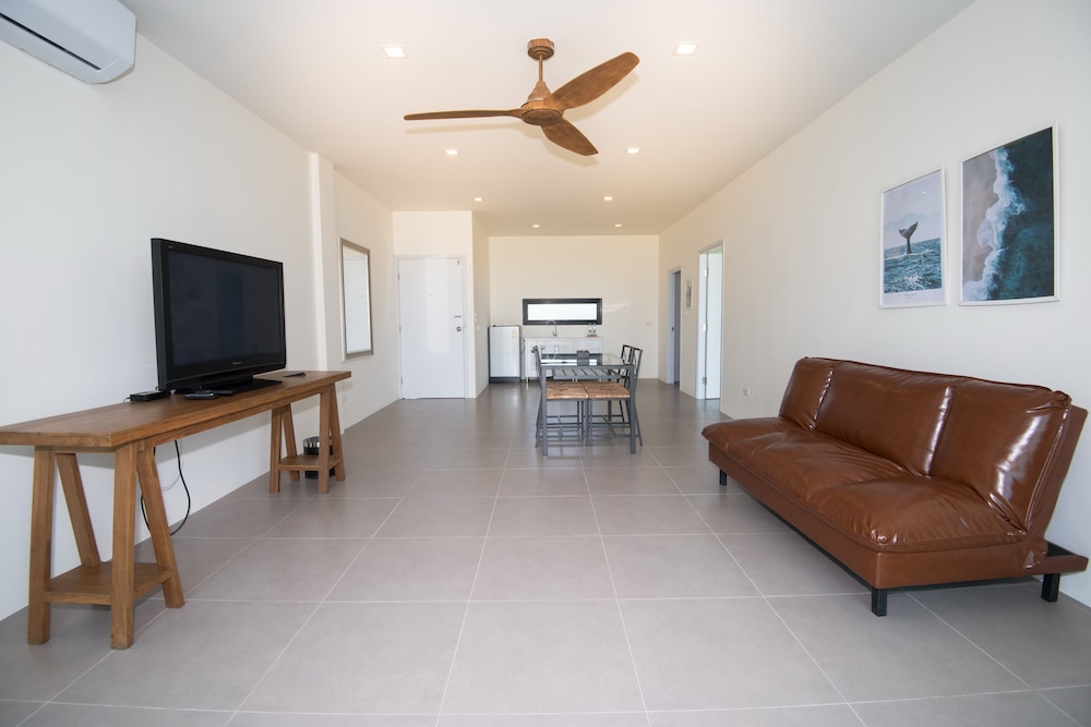 The Beach Resort & Residence 27/47